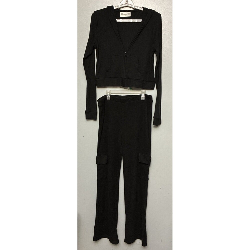No Boundaries Black Crop Jacket And Pants Set. Size Large (12-14)